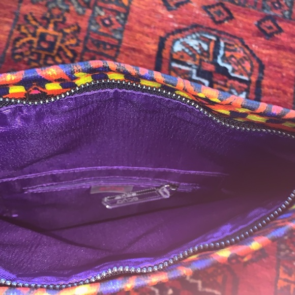 Echo Clutch Bag - Picture 5 of 6